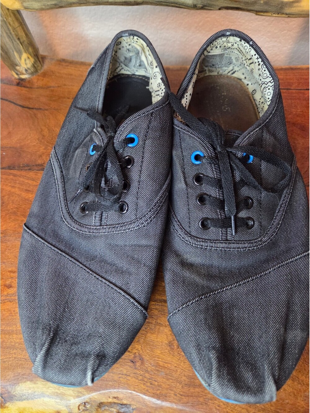 TOMS Black Canvas Casual Shoes with Blue Soles, Size 11